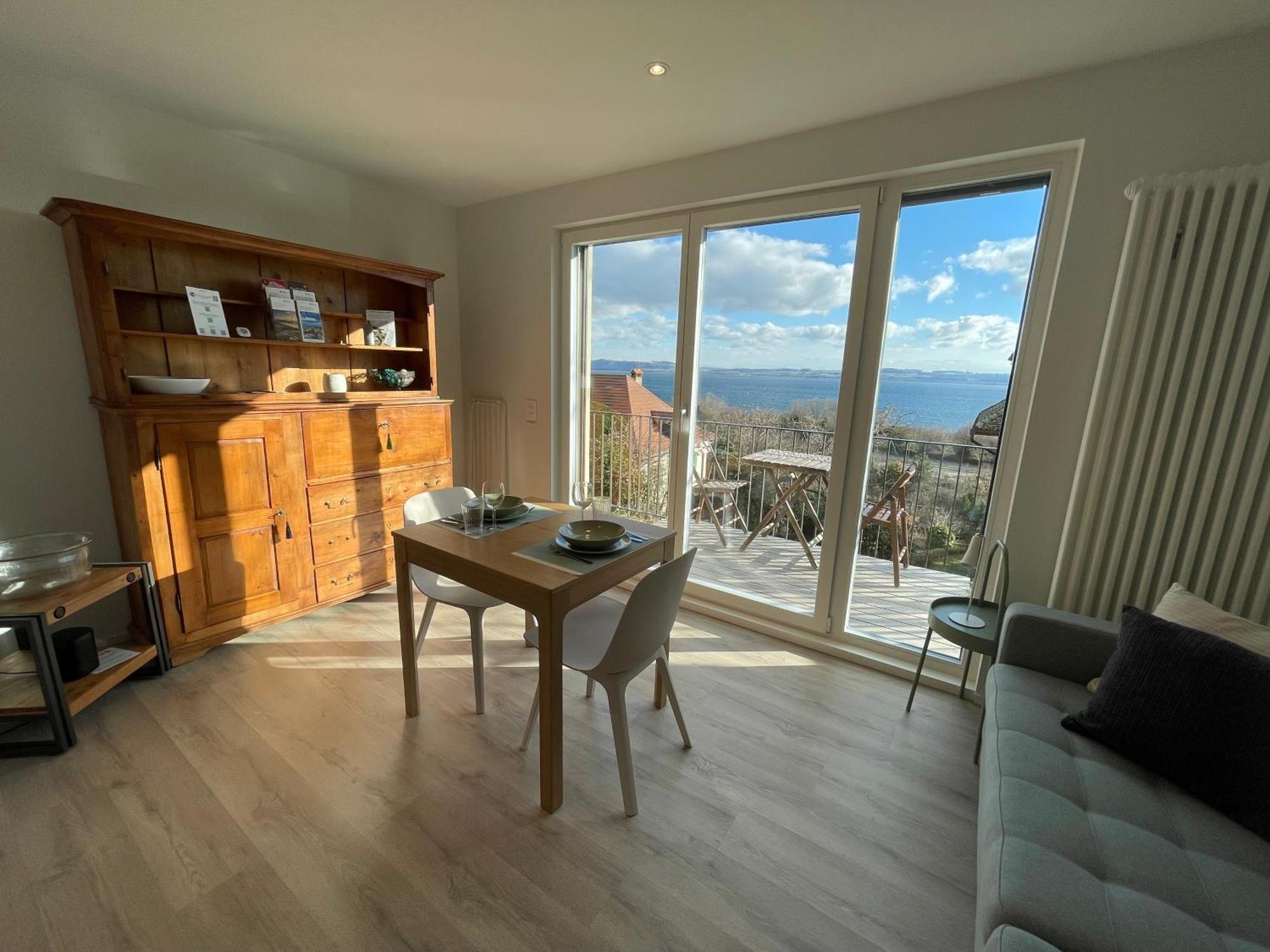Mail 62 Apartment Neuchatel Luaran gambar