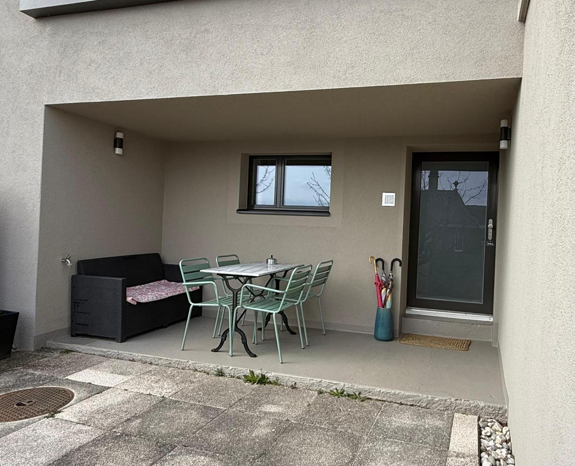 Mail 62 Apartment Neuchatel Luaran gambar